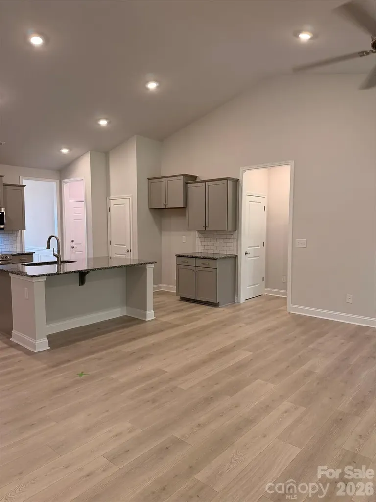 2913 Waterford Lane Albemarle NC 28001