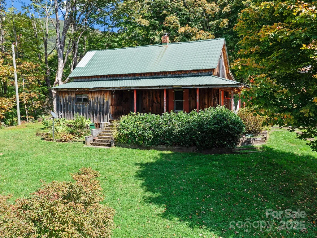 1992 Green Creek Road Bakersville NC 28705