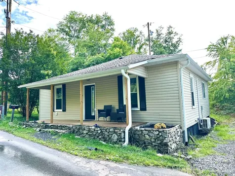 11 Martel Lane Asheville NC 28804