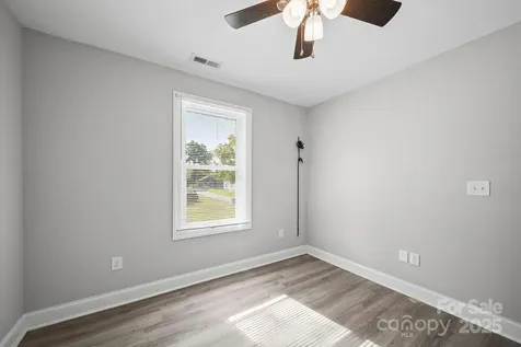 511 S Carolina Avenue Spencer NC 28159