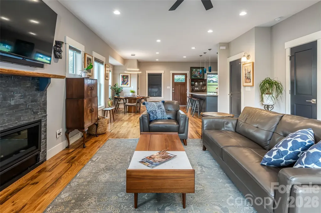 79 Culvern Street Asheville NC 28804