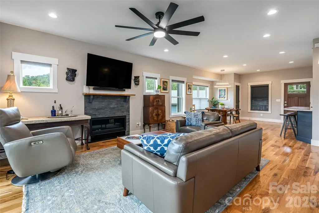 79 Culvern Street Asheville NC 28804