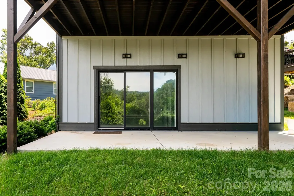 79 Culvern Street Asheville NC 28804