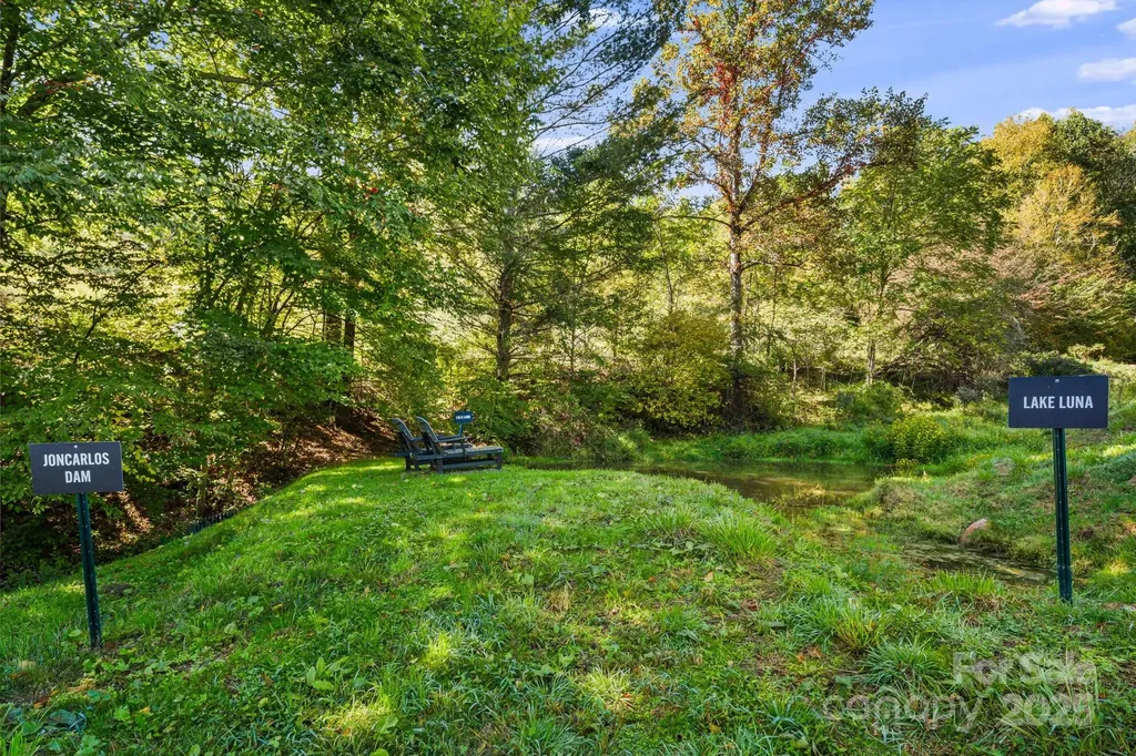 456 & 000 Maney Branch Road Burnsville NC 28714