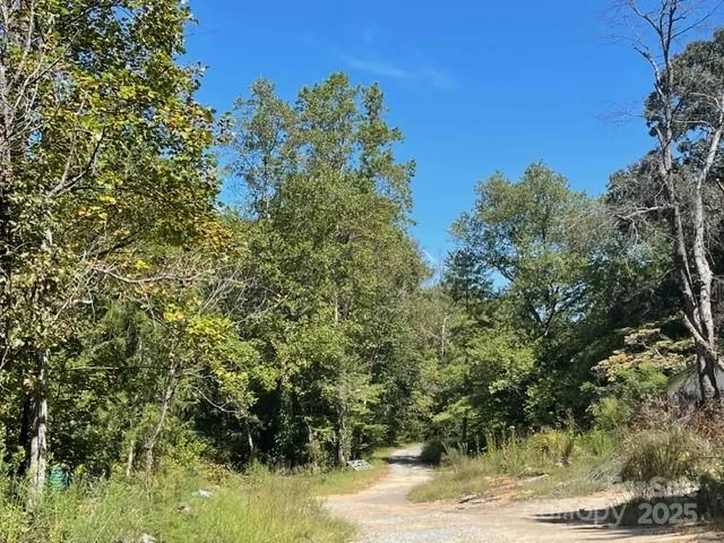 5756 Rumfelt Road Stanley NC 28164