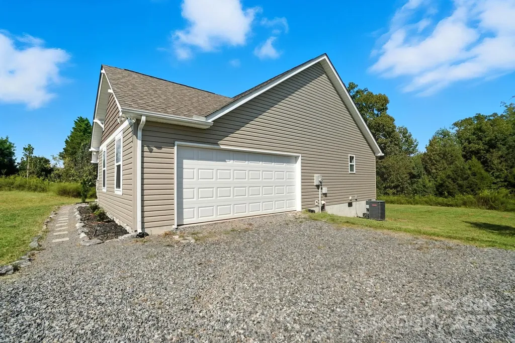 345 Knox Farm Road Statesville NC 28677