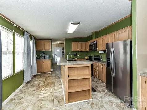 1565 Foxbrook Circle Lancaster SC 29720
