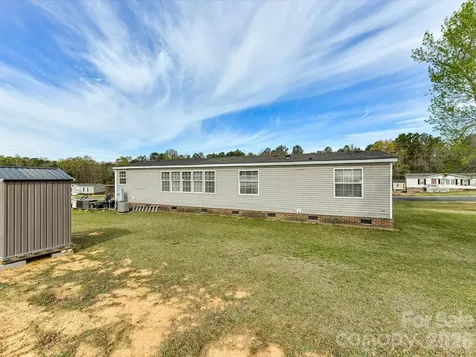 1565 Foxbrook Circle Lancaster SC 29720