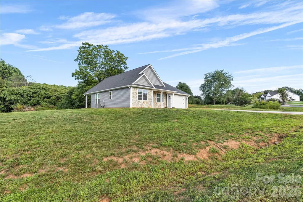 160 Tranquility Lane Harmony NC 28634