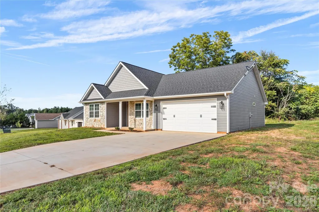 160 Tranquility Lane Harmony NC 28634