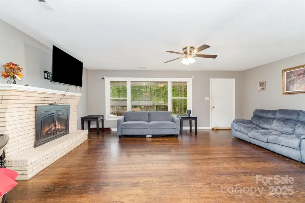 2885 Wright Avenue Salisbury NC 28147