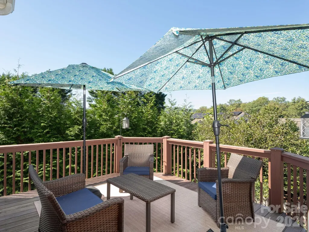 95 Driftstone Circle Arden NC 28704