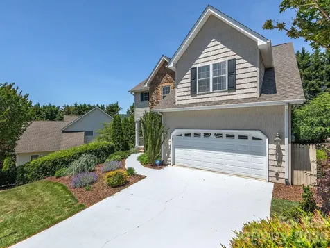 95 Driftstone Circle Arden NC 28704
