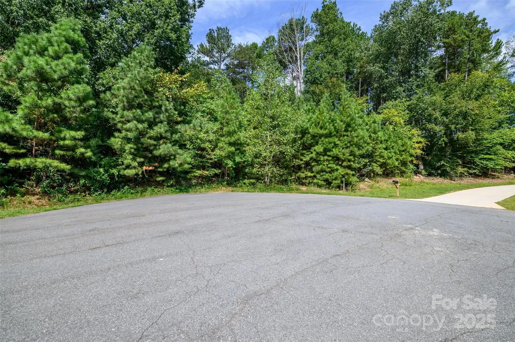 105 Quiet Trail Mooresville NC 28117