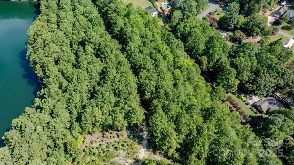 105 Quiet Trail Mooresville NC 28117