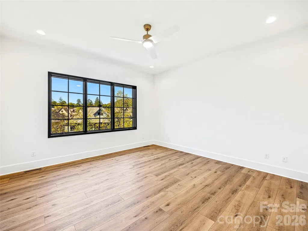21 Evian Court Asheville NC 28804