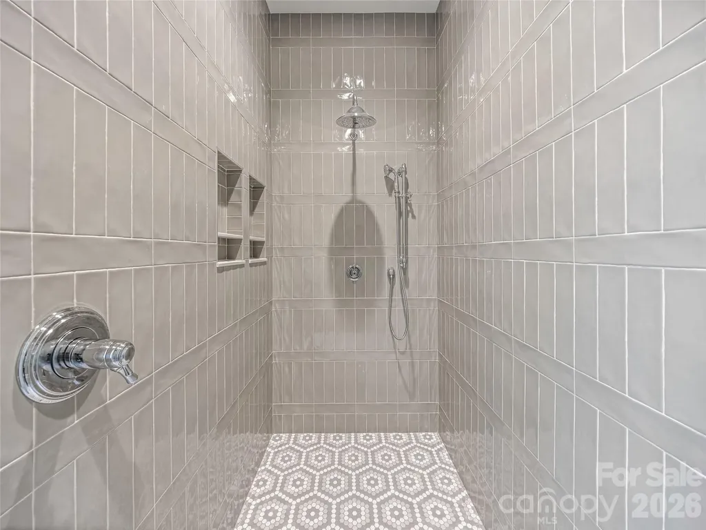 21 Evian Court Asheville NC 28804