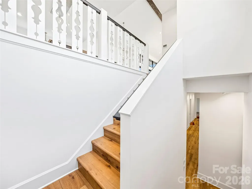 21 Evian Court Asheville NC 28804