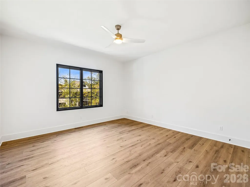 21 Evian Court Asheville NC 28804