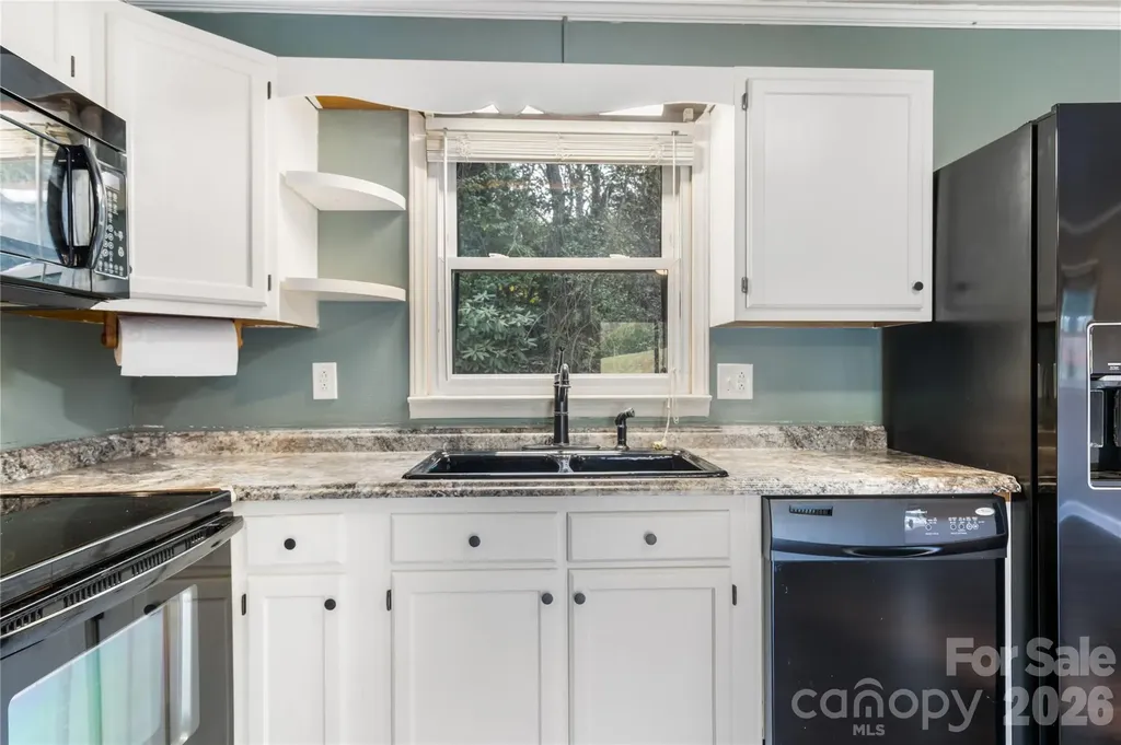 205 L And E Meadows Drive Waynesville NC 28786