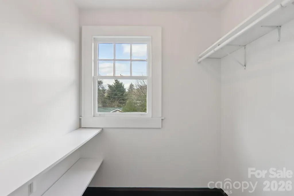 74 Linden Avenue Asheville NC 28801