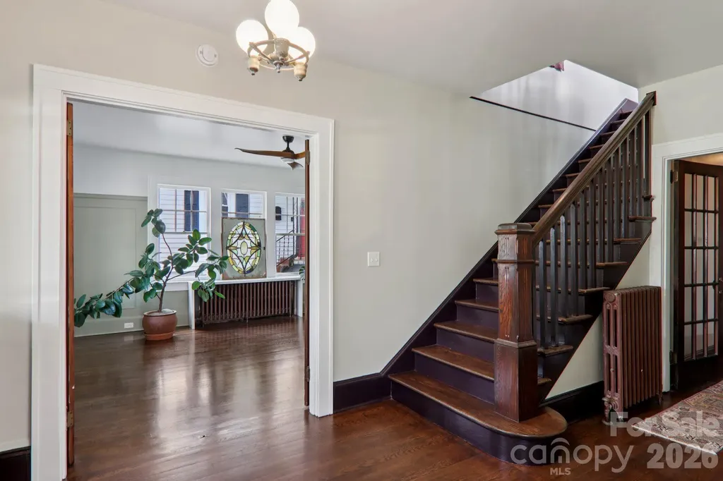 74 Linden Avenue Asheville NC 28801