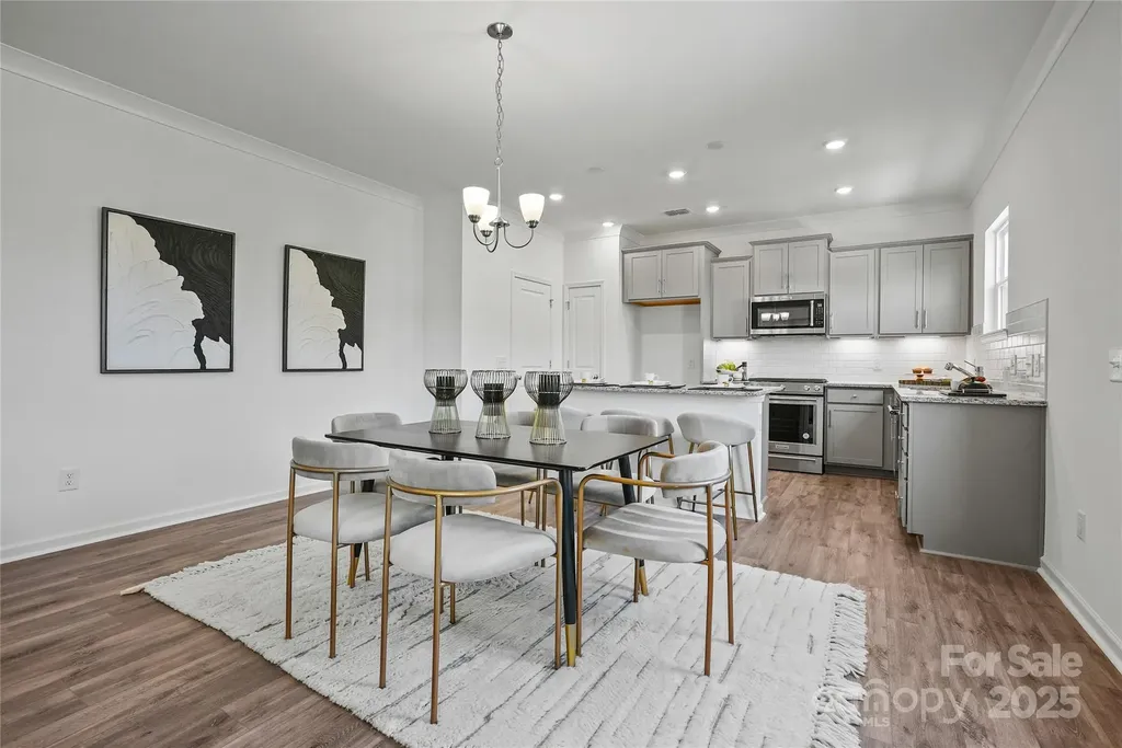 5924 Chumbley Point Road Charlotte NC 28215