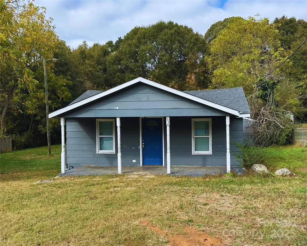 930 Mauney Avenue E Gastonia NC 28054