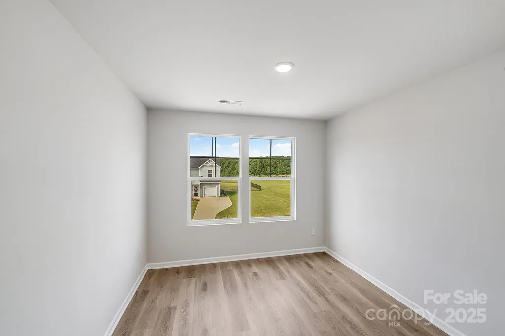 137 Red Cedar Lane Statesville NC 28625