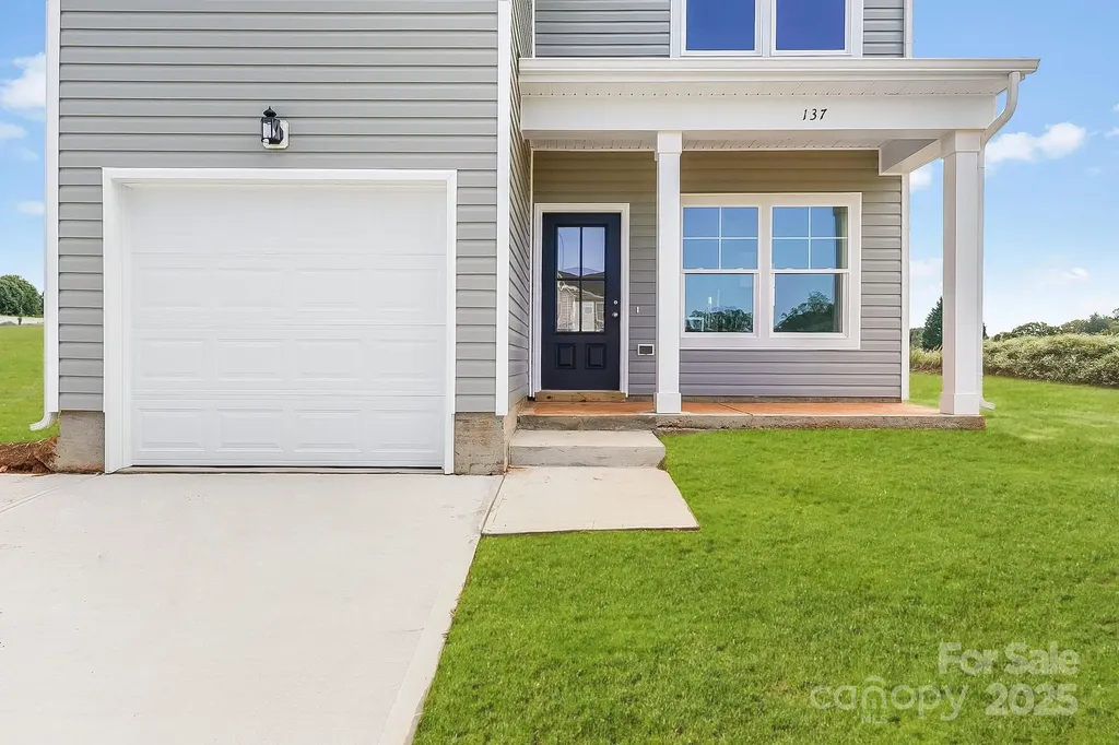 137 Red Cedar Lane Statesville NC 28625