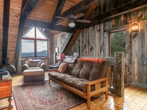 234 Historic Oak Trail Waynesville NC 28785