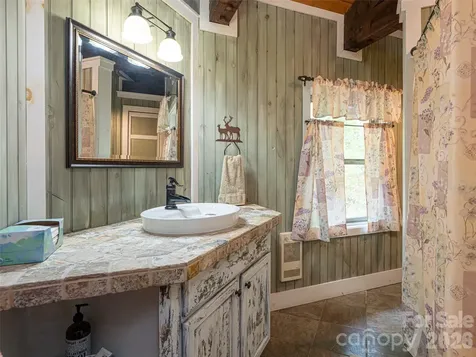 234 Historic Oak Trail Waynesville NC 28785