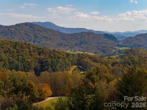 234 Historic Oak Trail Waynesville NC 28785