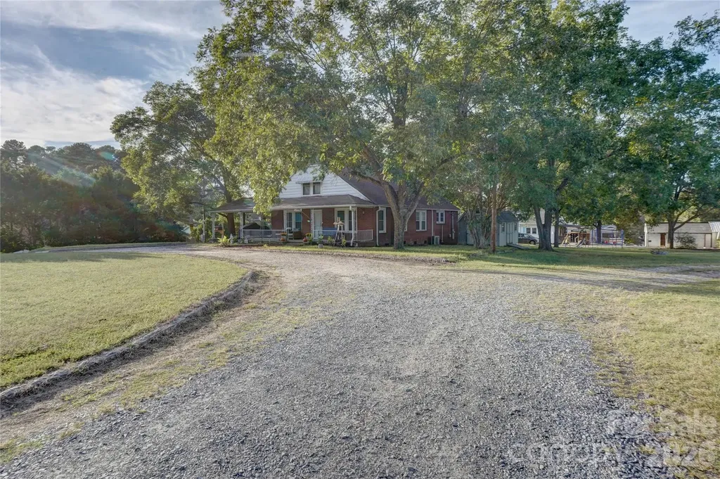 2495 Centergrove Road Kannapolis NC 28083