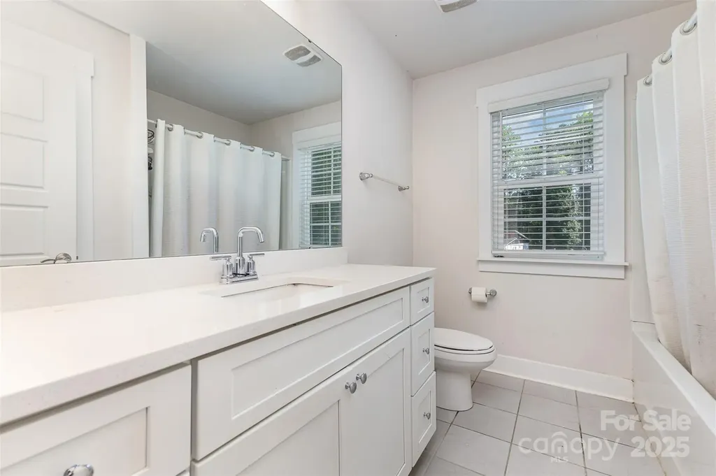 7725 Shalom Drive Charlotte NC 28216