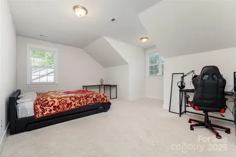 7725 Shalom Drive Charlotte NC 28216