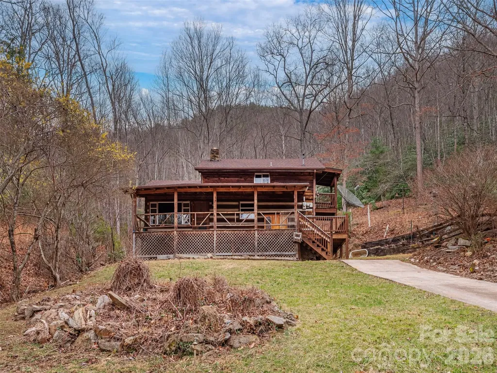 775 Chambers Cove Road Canton NC 28716