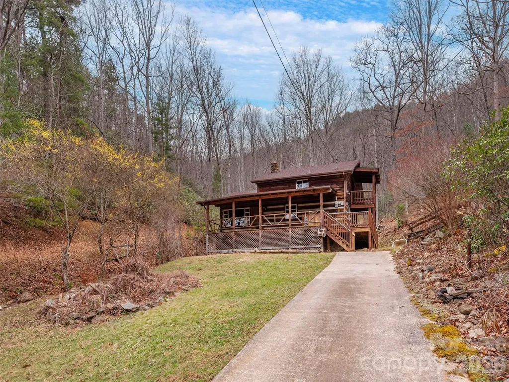 775 Chambers Cove Road Canton NC 28716