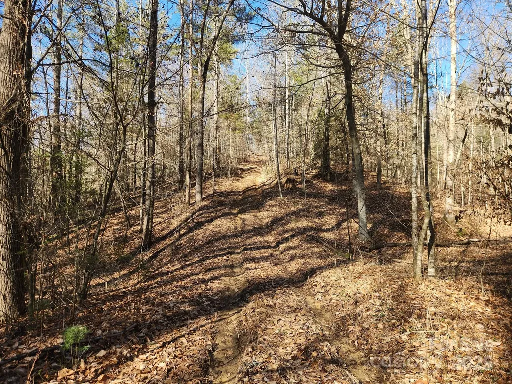 2500 Playmore Beach Road Lenoir NC 28645