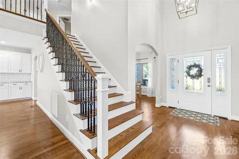 895 Oak Ridge Farms Circle Newton NC 28658