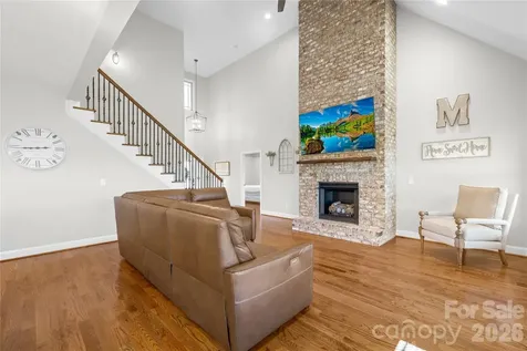 895 Oak Ridge Farms Circle Newton NC 28658