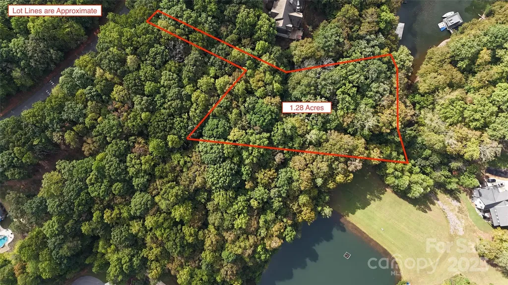 204 S Harbor Watch Drive Statesville NC 28677