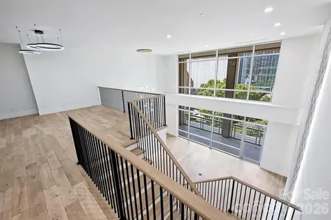 435 S Tryon Street Charlotte NC 28202