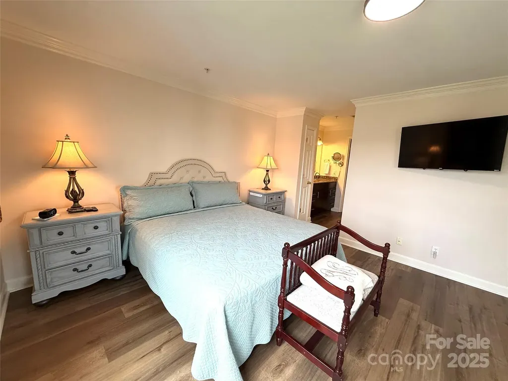 930 Jetton Street Davidson NC 28036