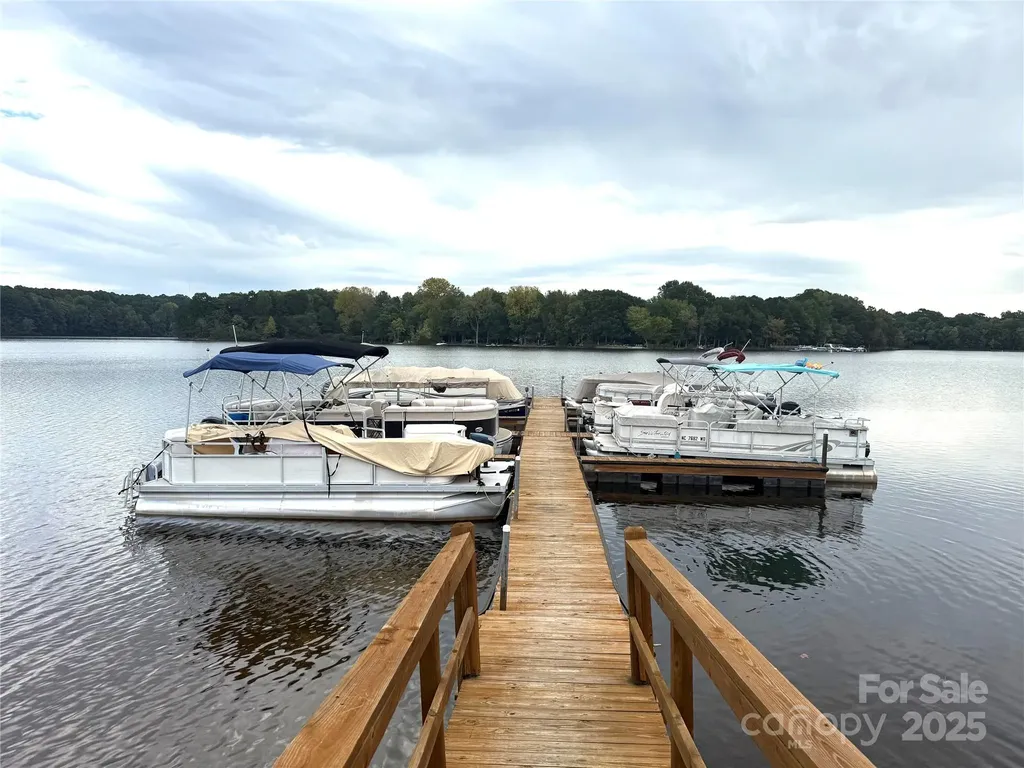 930 Jetton Street Davidson NC 28036