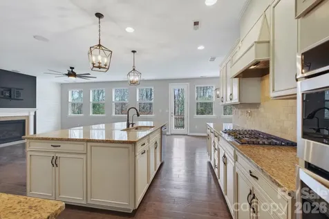 4946 Norman Park Place Lake Wylie SC 29710