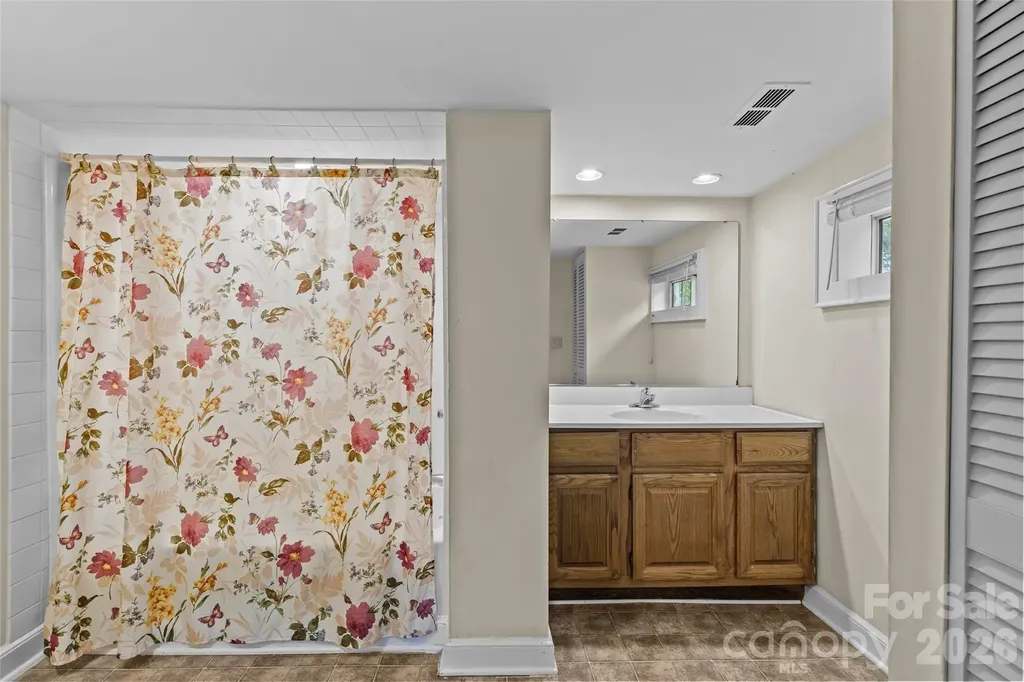 3824 Matthews Mint Hill Road Matthews NC 28105