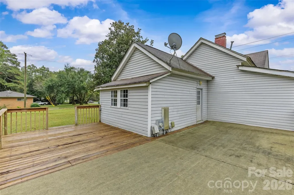 3824 Matthews Mint Hill Road Matthews NC 28105
