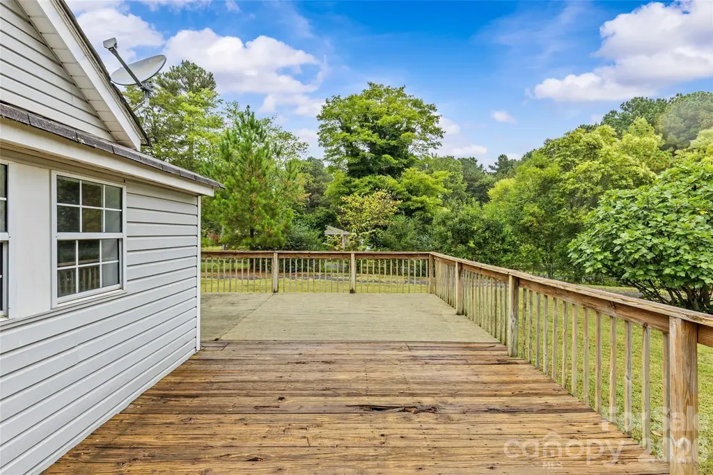 3824 Matthews Mint Hill Road Matthews NC 28105