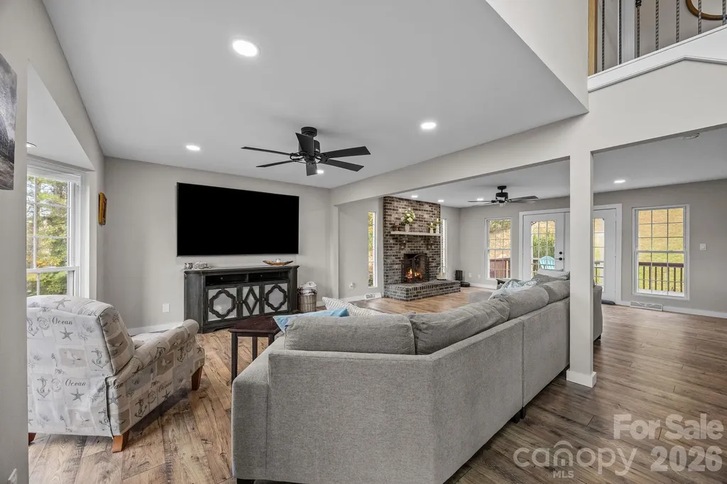 235 Petersburg View Drive Marshall NC 28753